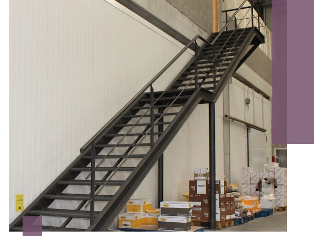 Лестницы для производства в Анапе — изготовление и монтаж