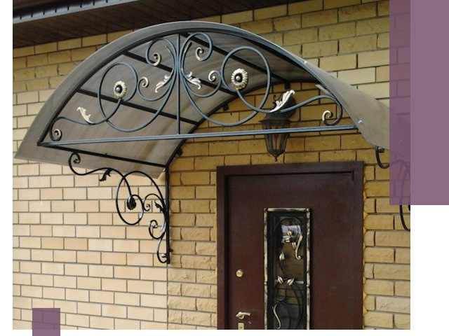 Изготовление козырьков из металла под ключ в Анапе