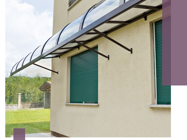 Козырьки над окнами в Анапе — изготовление и монтаж по выгоде