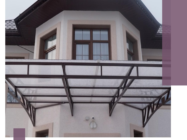 Козырьки из поликарбоната под ключ в Анапе