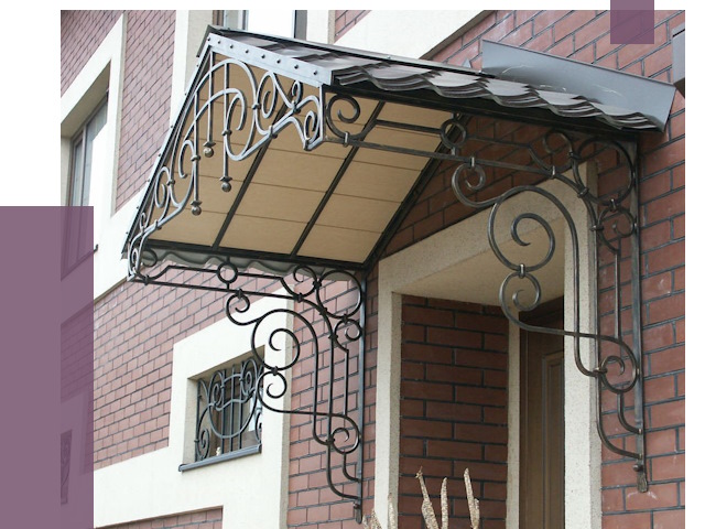 Двускатные козырьки в Анапе под ключ от 12980 руб.