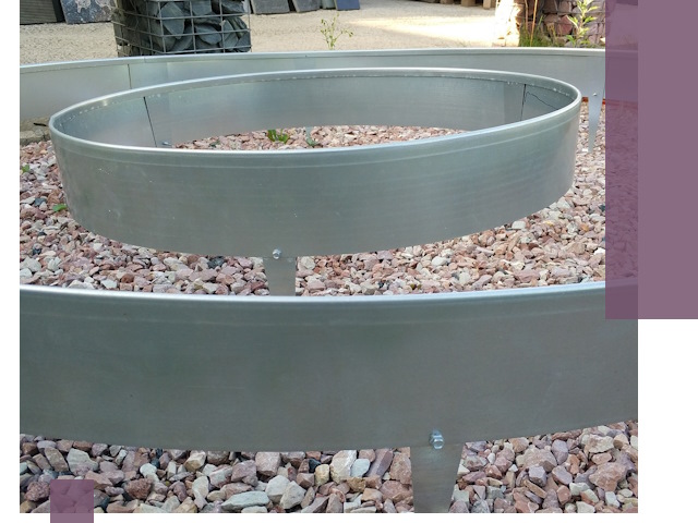 Нержавеющие бордюры под ключ в Анапе — изготовление и монтаж